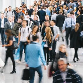 Il marketing contro i social: a chi servono oggigiorno?