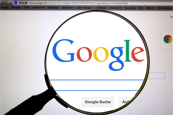 Google: Il numero totale di link è completamente irrilevante per il SEO