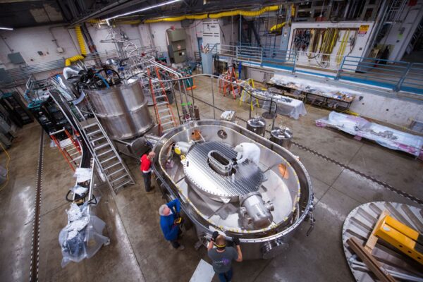 Come funziona il “Tokamak” ENI che spezza i legami atomici