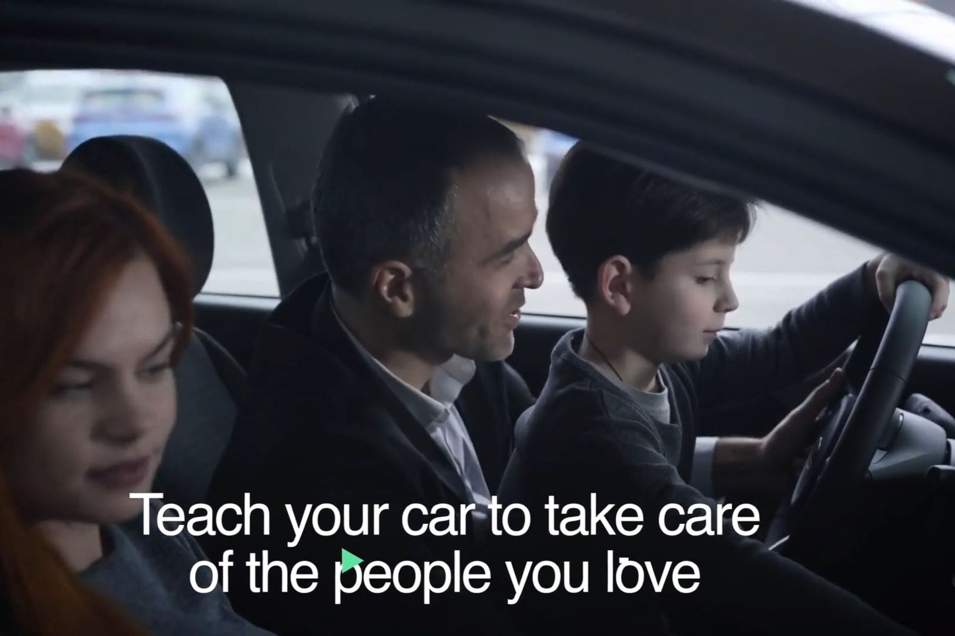 Uno screenshot del video di presentazione del brevetto “Social Self Driving”