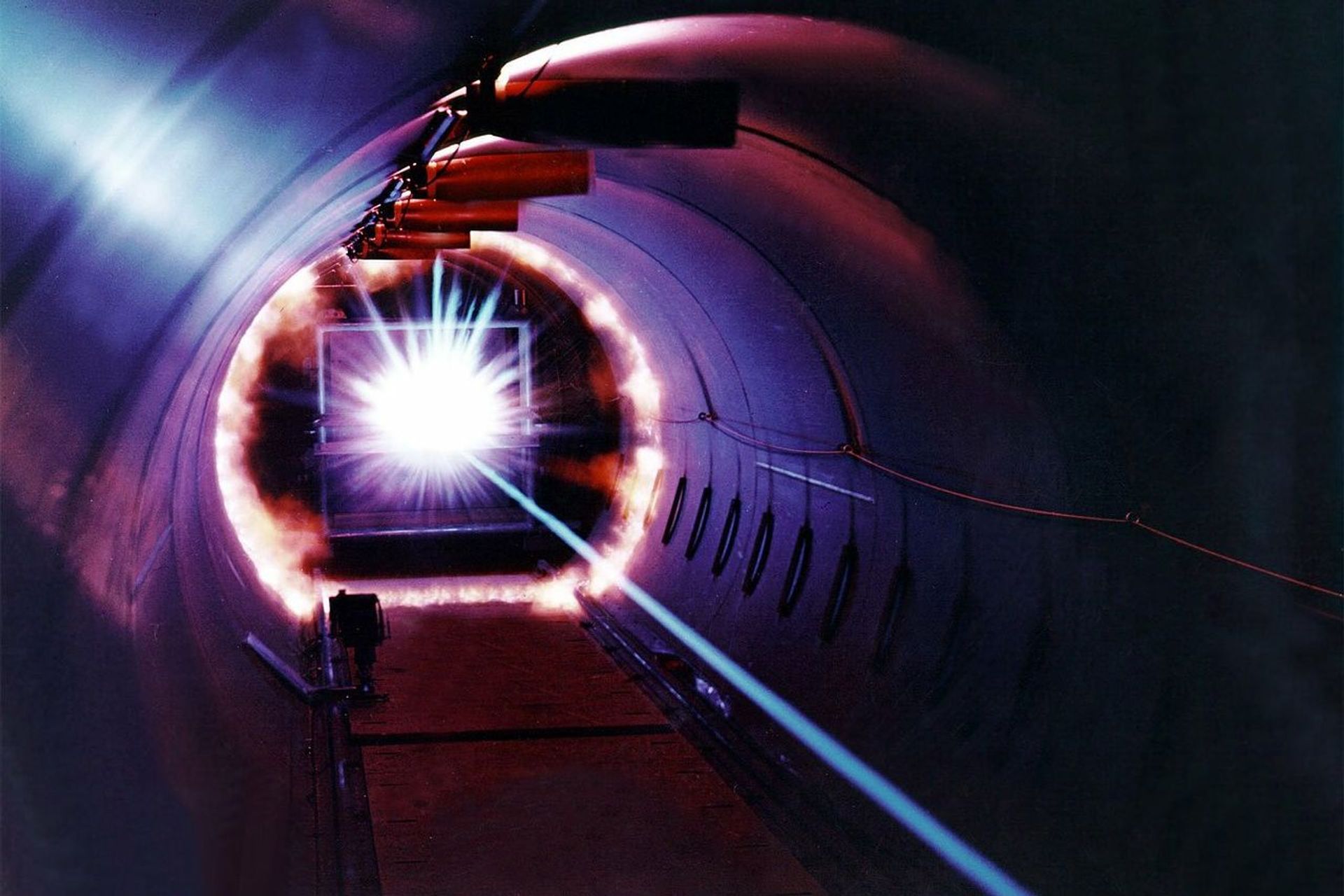 Utilizzo del laser in un'applicazione scientifica