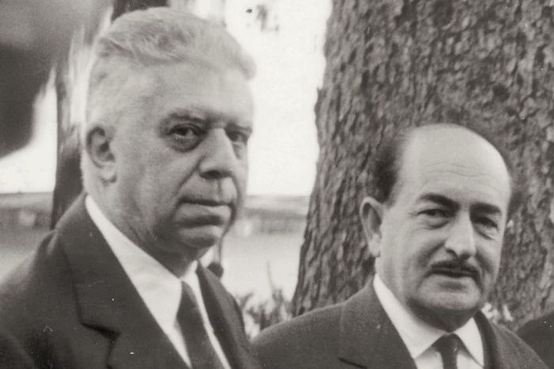 Eugenio Montale e Salvatore Quasimodo furono due grandi letterati di formazione tecnica (Foto: Archivio Mondadori)