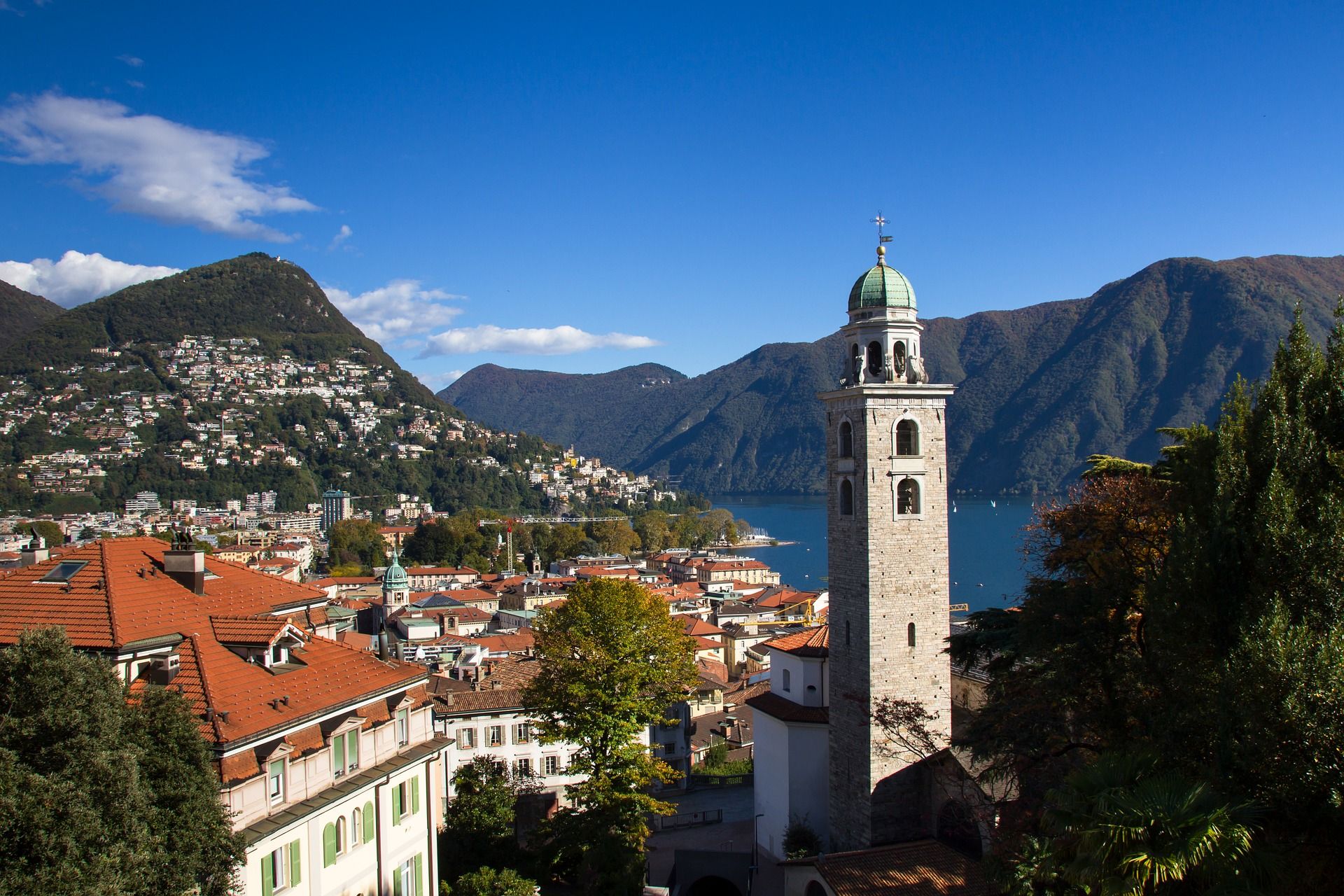 Lugano è la più popolosa città del Canton Ticino in Svizzera
