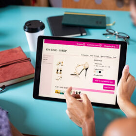 Come potenziare l’eCommerce usando le fotografie del cliente