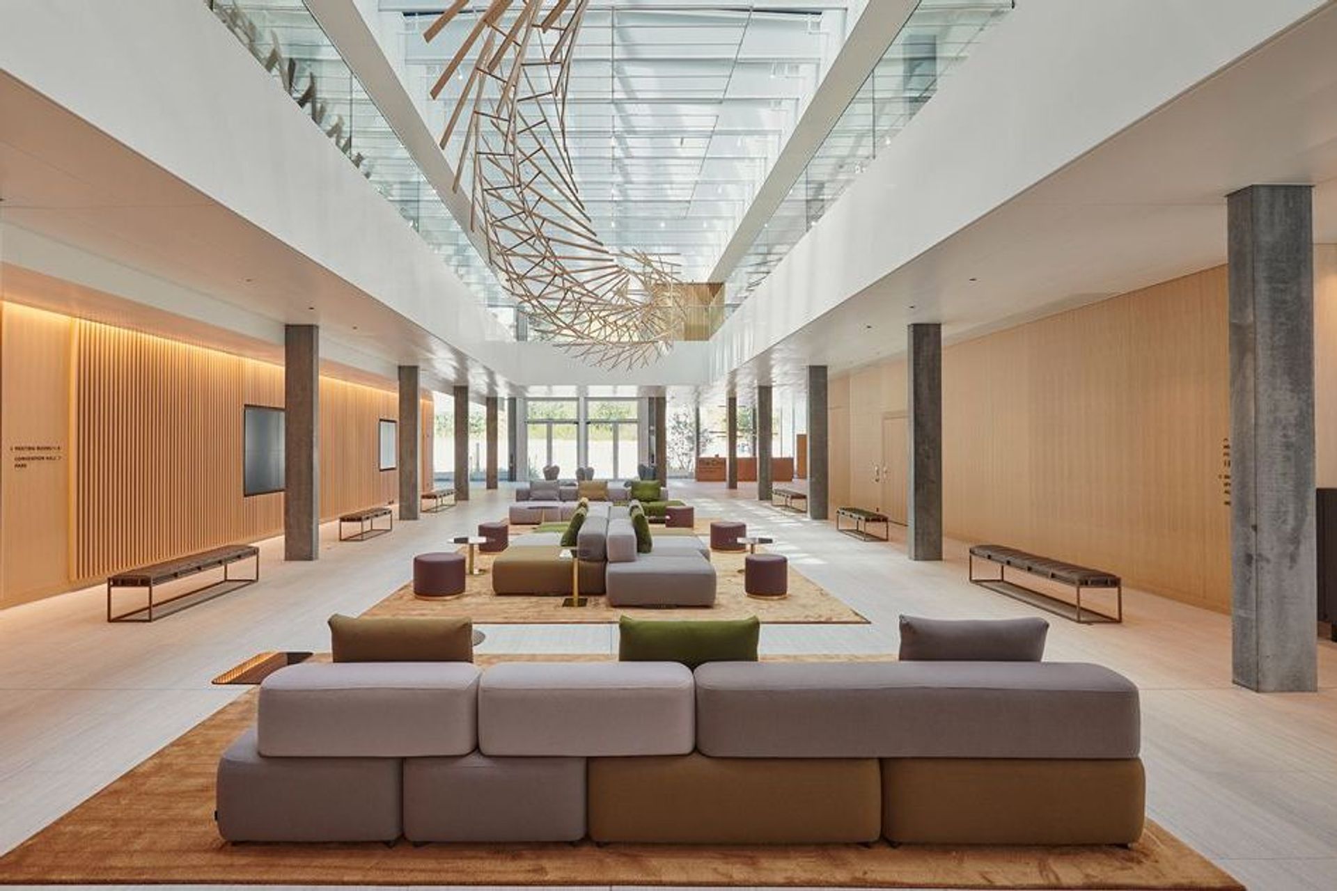 Il Convention Center "The Circle" presso l'aeroporto di Zurigo può ospitare conferenze per un massimo di 2.500 ospiti, con alloggio offerto da due hotel Hyatt