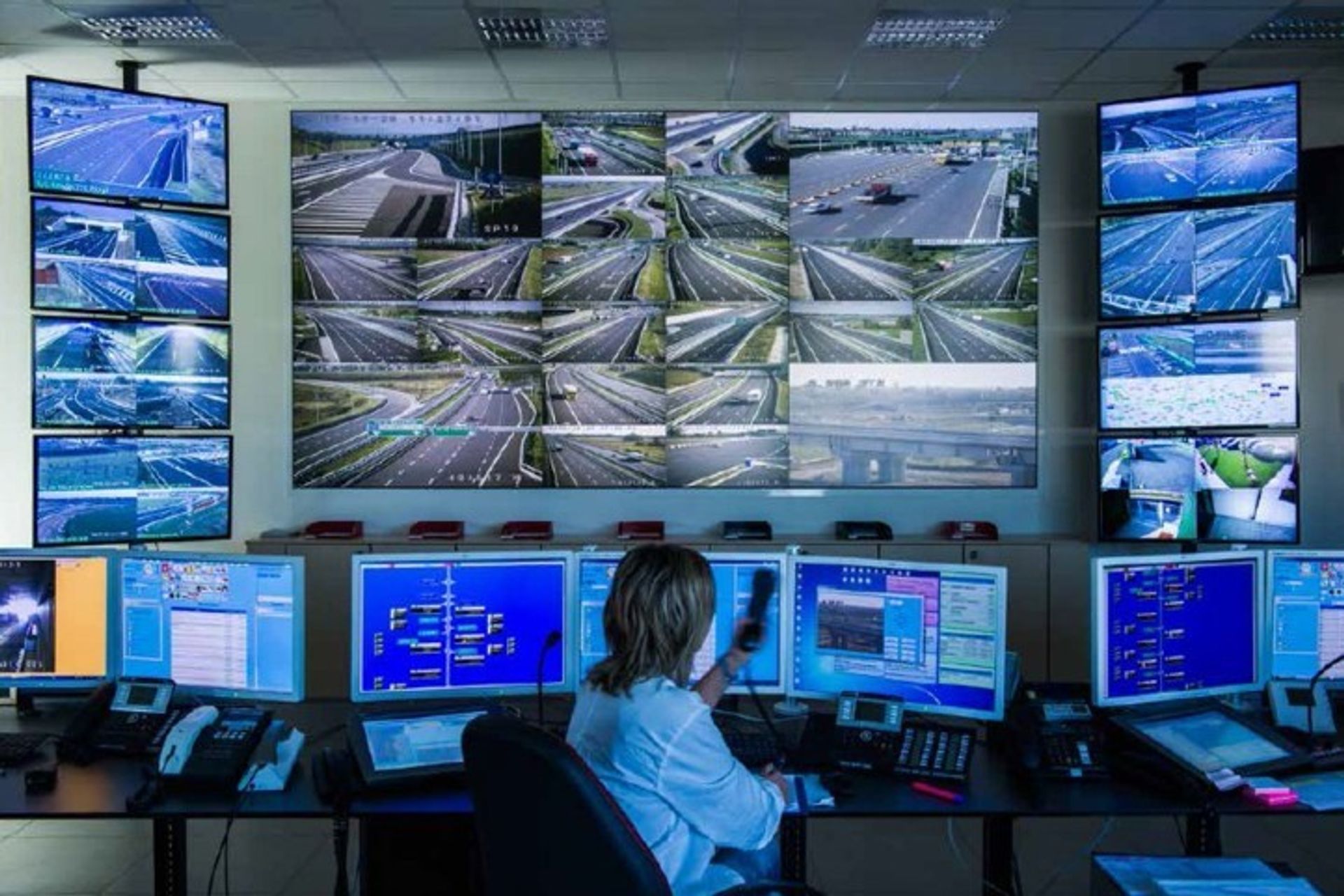 La sala controllo di Fara Olivana con Sola vicino Bergamo dell'Autostrada A35 BREBEMI