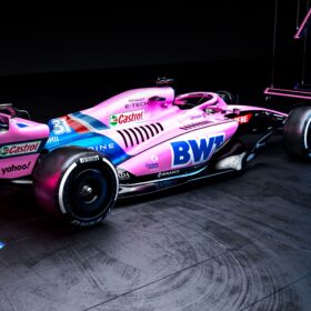 Due gare in abito… rosa “sostenibile” per l’Alpine F1 Team