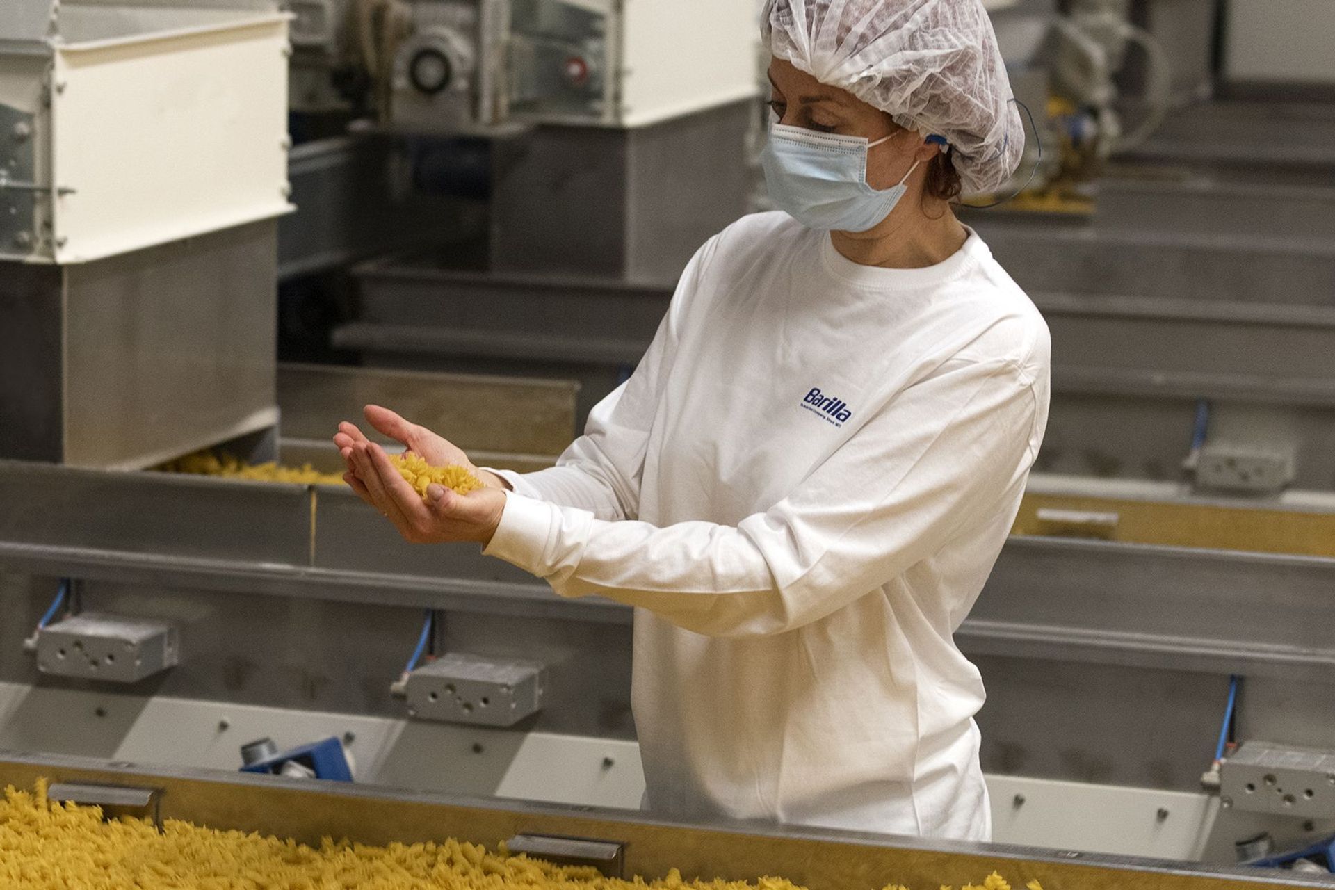 Linea di produzione di pasta Barilla a Muggia (Trieste), dove sono in corso i lavori per la costruzione di un impianto di trigenerazione