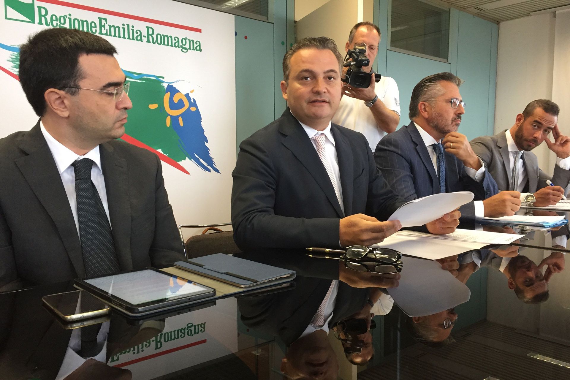 Protocollo di intesa fra Regione Emilia-Romagna e principali fornitori di energia elettrica per rete punti di ricarica di veicoli ad alimentazione elettrica