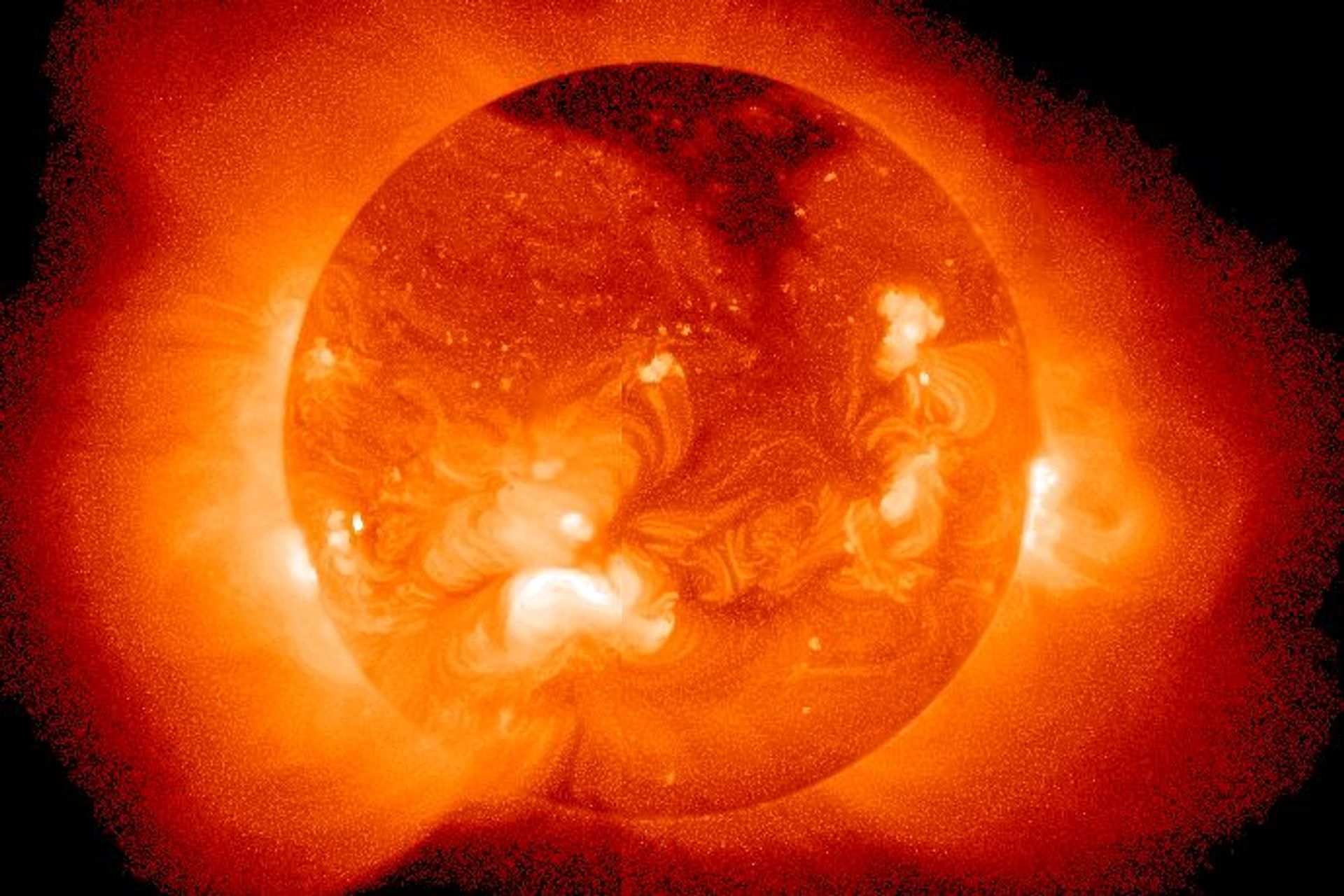 Il Sole osservato ai raggi X