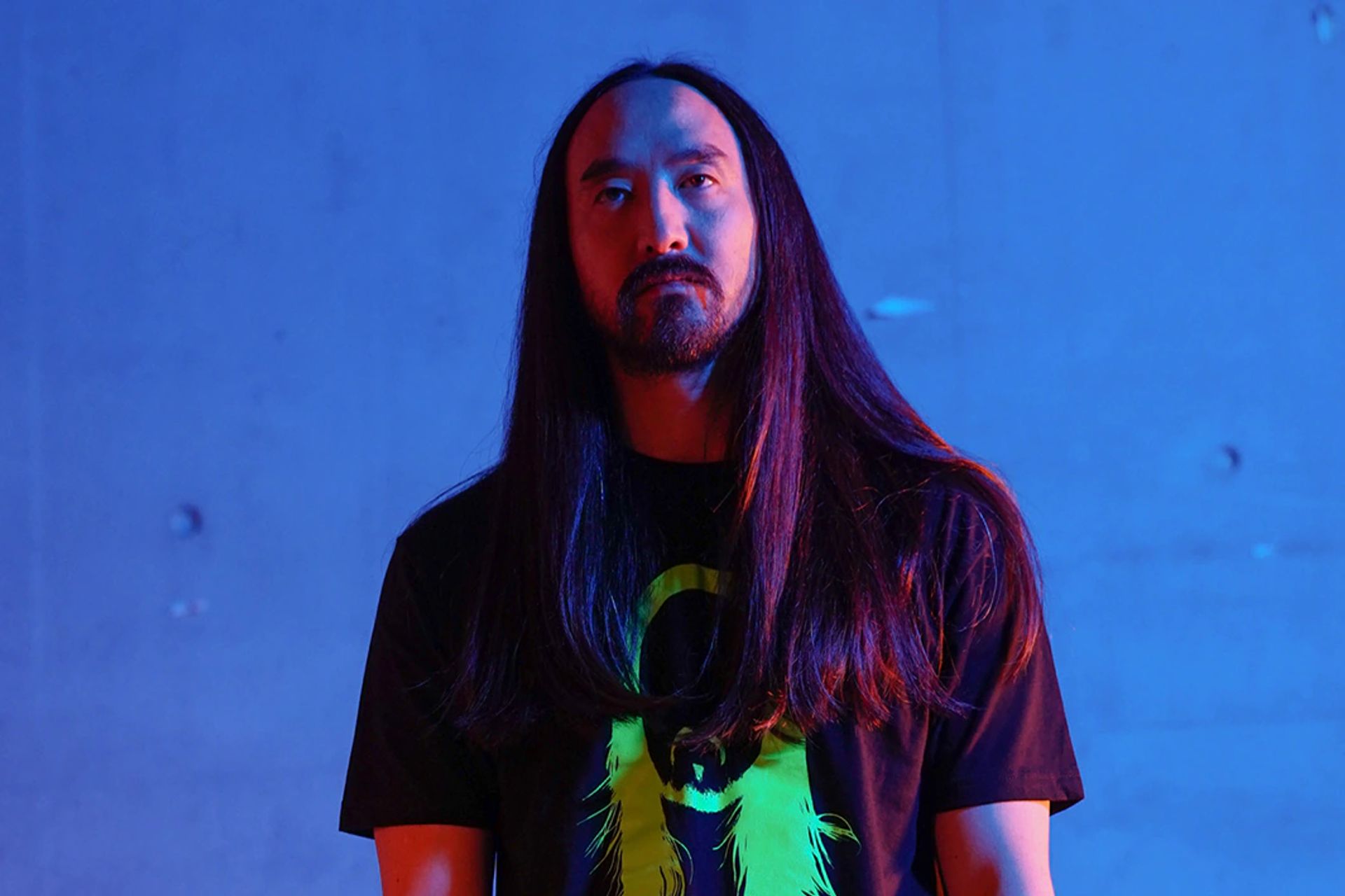Considerato una leggenda degli NFT nella community delle criptovalute e sulla scena globale, Steve Aoki, nominato due volte ai Grammy, è un produttore musicale, artista, stilista, imprenditore, detentore del Guinness World Record, visionario dei Non-Fungible Token e uno degli artisti di maggior successo al mondo, che spazia tra diversi generi musicali