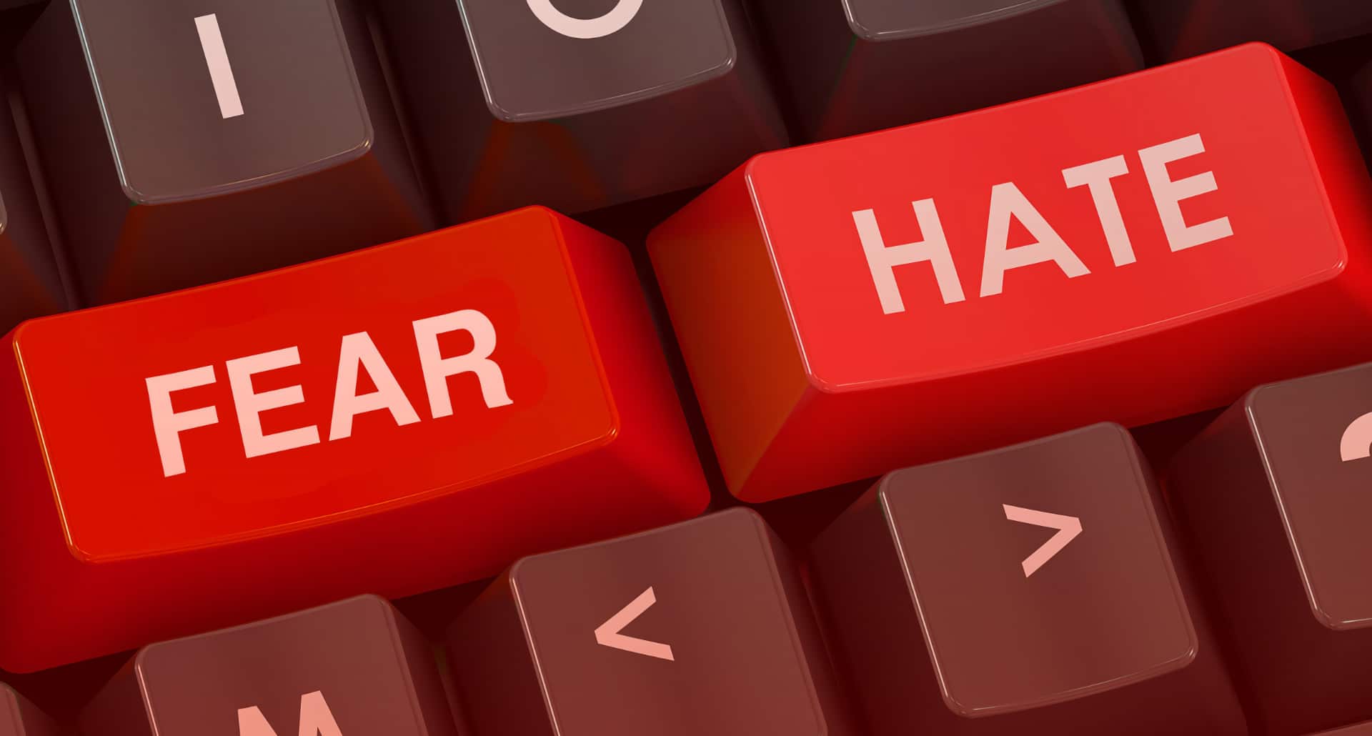L’algoritmo della stupidità sociale non è frutto dei Social: odio e paura