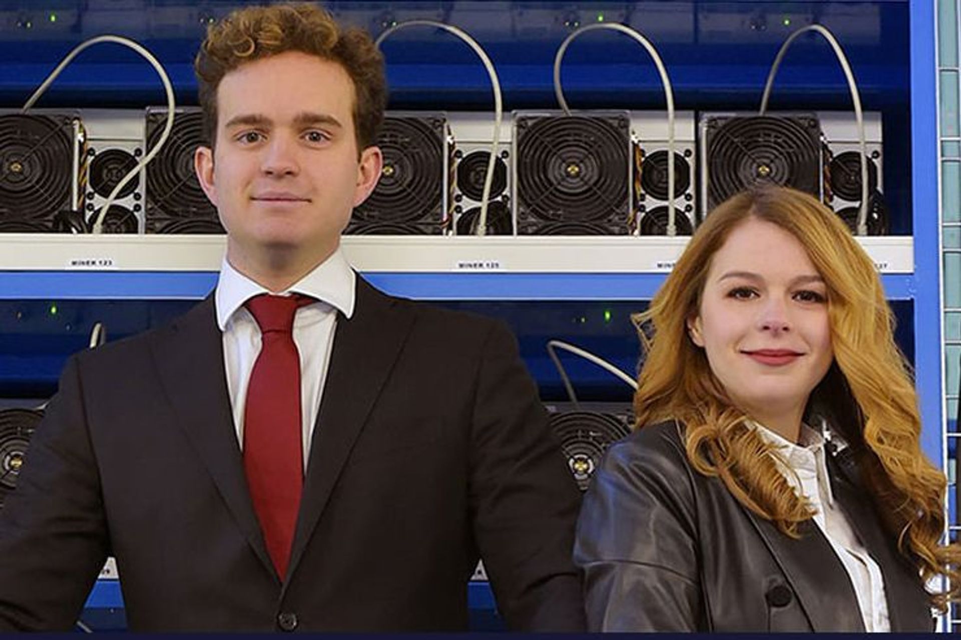 Francesco Buffa e Francesca Failoni sono i fondatori della startup trentina Alps Blockchain, che realizza “mining farm” nelle centrali idroelettriche e rivende la potenza di calcolo “green” generata