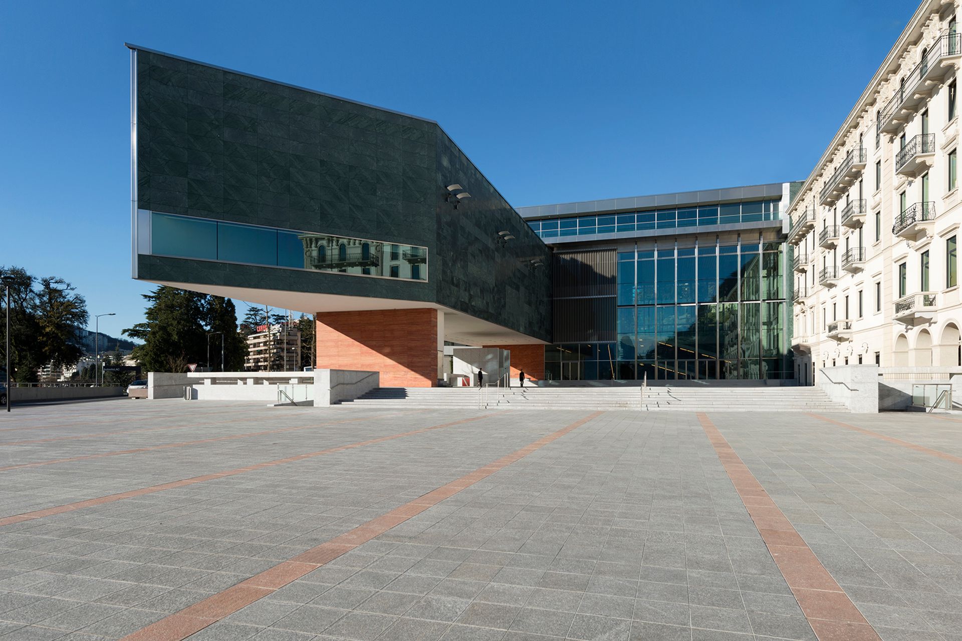 Il LAC, acronimo di Lugano, Arte e Cultura, è un centro culturale adagiato sul lac (lago in lingua francese) Ceresio (Foto: Studio Pagi)