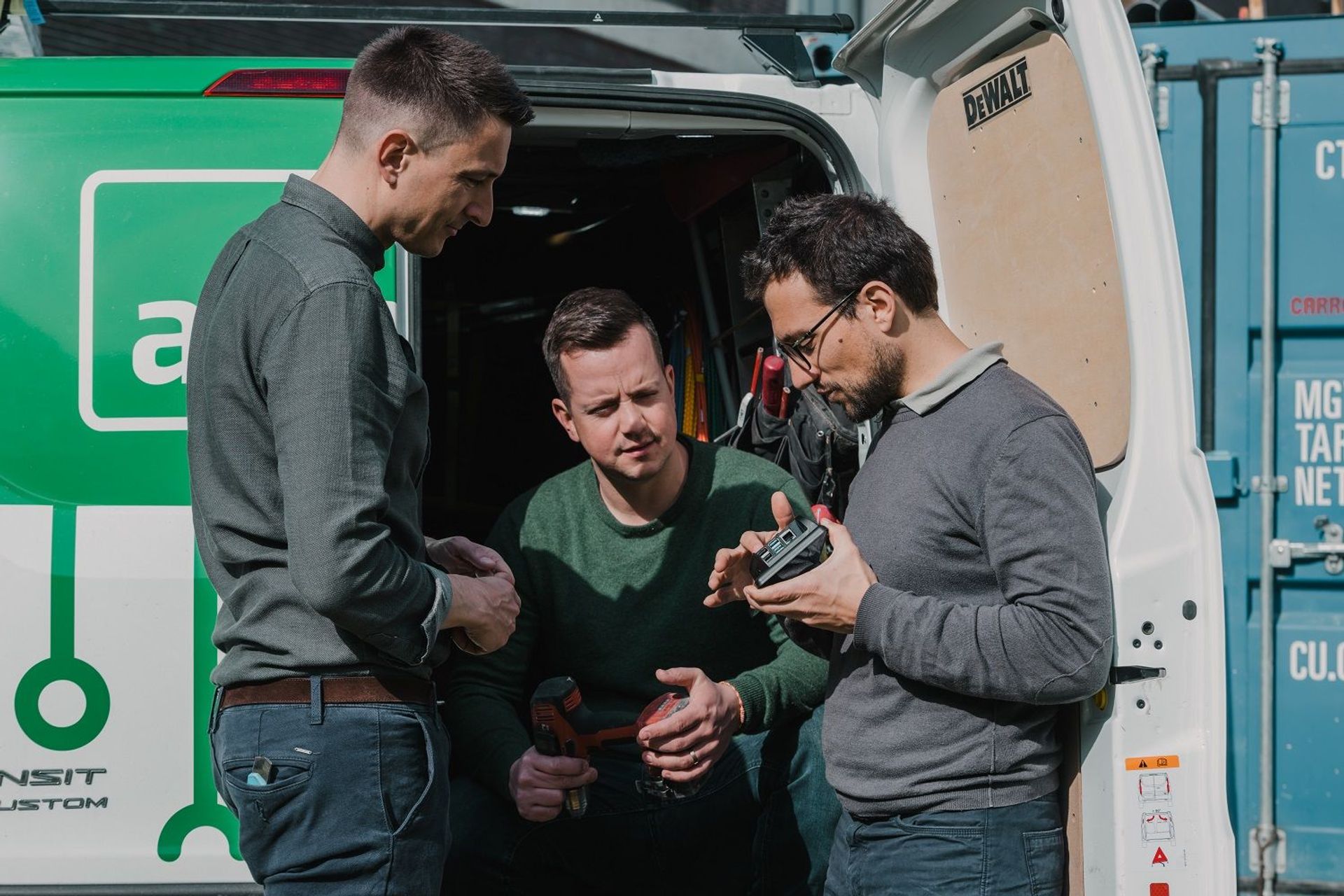 Il consulente strategico Jonas Rossi Siéf, l'amministratore delegato Mirko Haller e il ricercatore Roberto Mendicino dell'Eurac Center of Sensing Solution