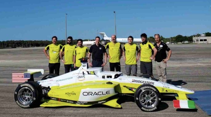 Il team del PoliMove in Florida per curare la performance della Dallara AV-21 senza pilota