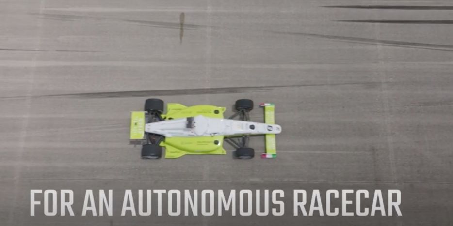 Sulla pista del Kennedy Space Center della NASA, la Dallara AV-21 ha fissato il nuovo record mondiale di velocità per vetture a guida autonoma: 311,9 km l'ora