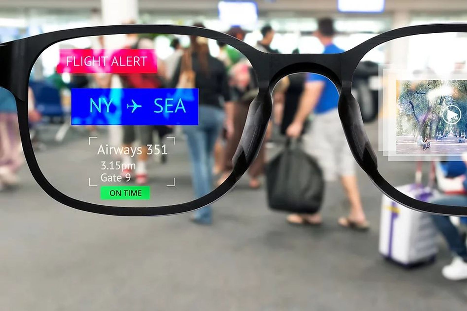 Raxium, startup americana con sede nella località di Fremont, è stata rilevata da Google il 12 maggio 2022: la piccola azienda californiana produce display "ultracompatti, a bassa potenza, ad alta risoluzione", da poter usare in una larga gamma di dispositivi, in particolare quelli indossabili