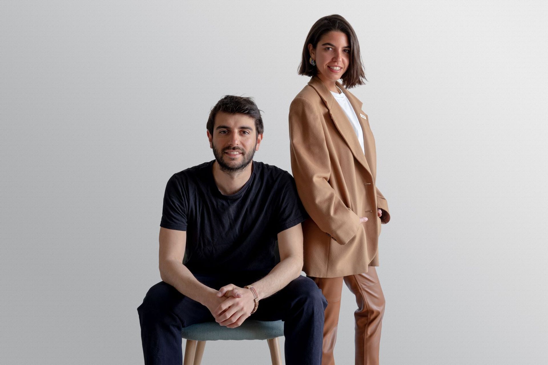 Matteo Fiammetta e Cecilia Rossi, entrambi milanesi Under 30, sono i fondatori di "UAF - Un nipote on demand", la startup tech italiana lanciata nel dicembre 2021 la cui “mission” è ridurre la solitudine degli anziani abbattendo il muro sociale fra le generazioni