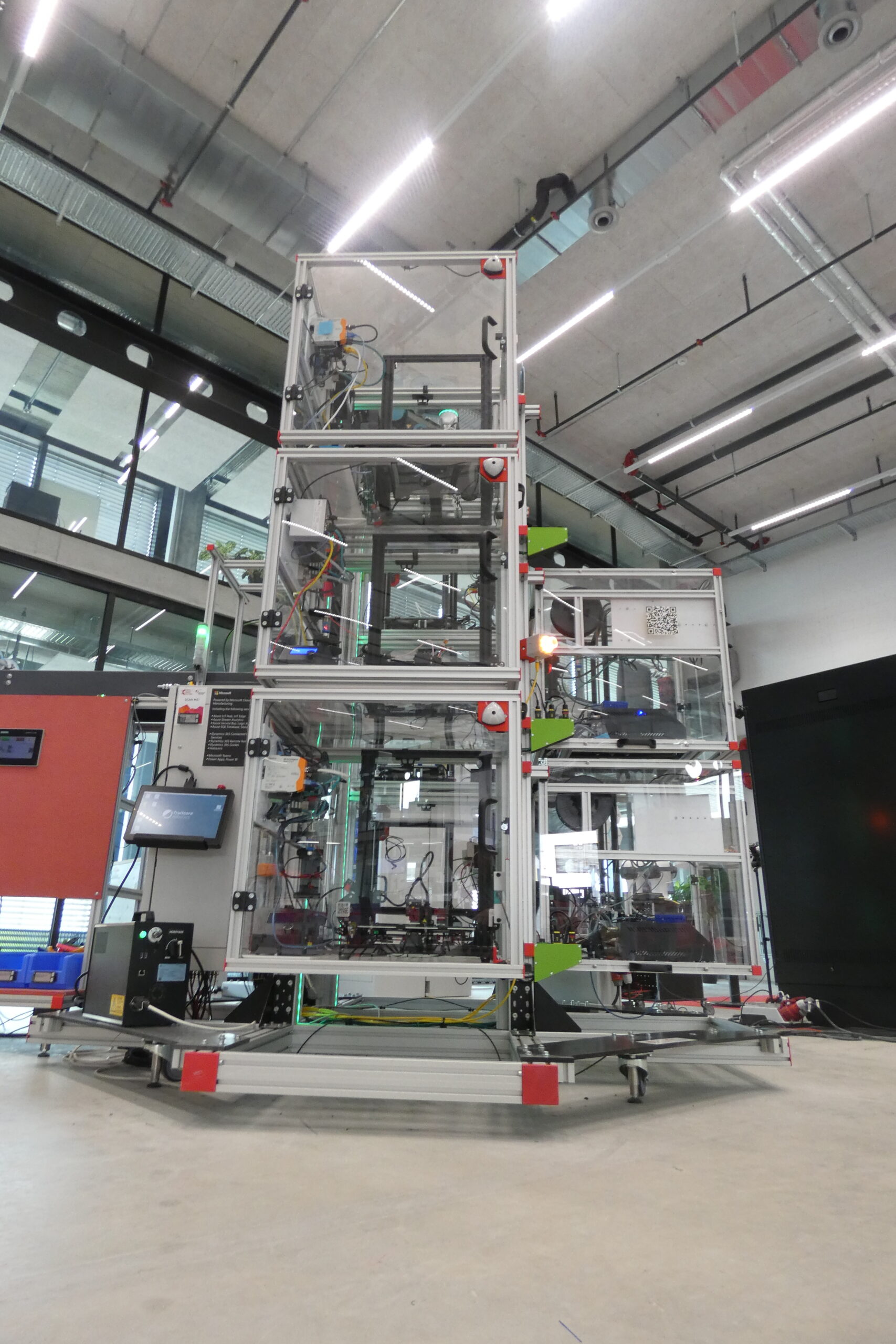 La prima edizione della "Swiss Tech Experience Week" Stampante 3D nella linea di assemblaggio droni dell'Innovation Park di Biel/Bienne