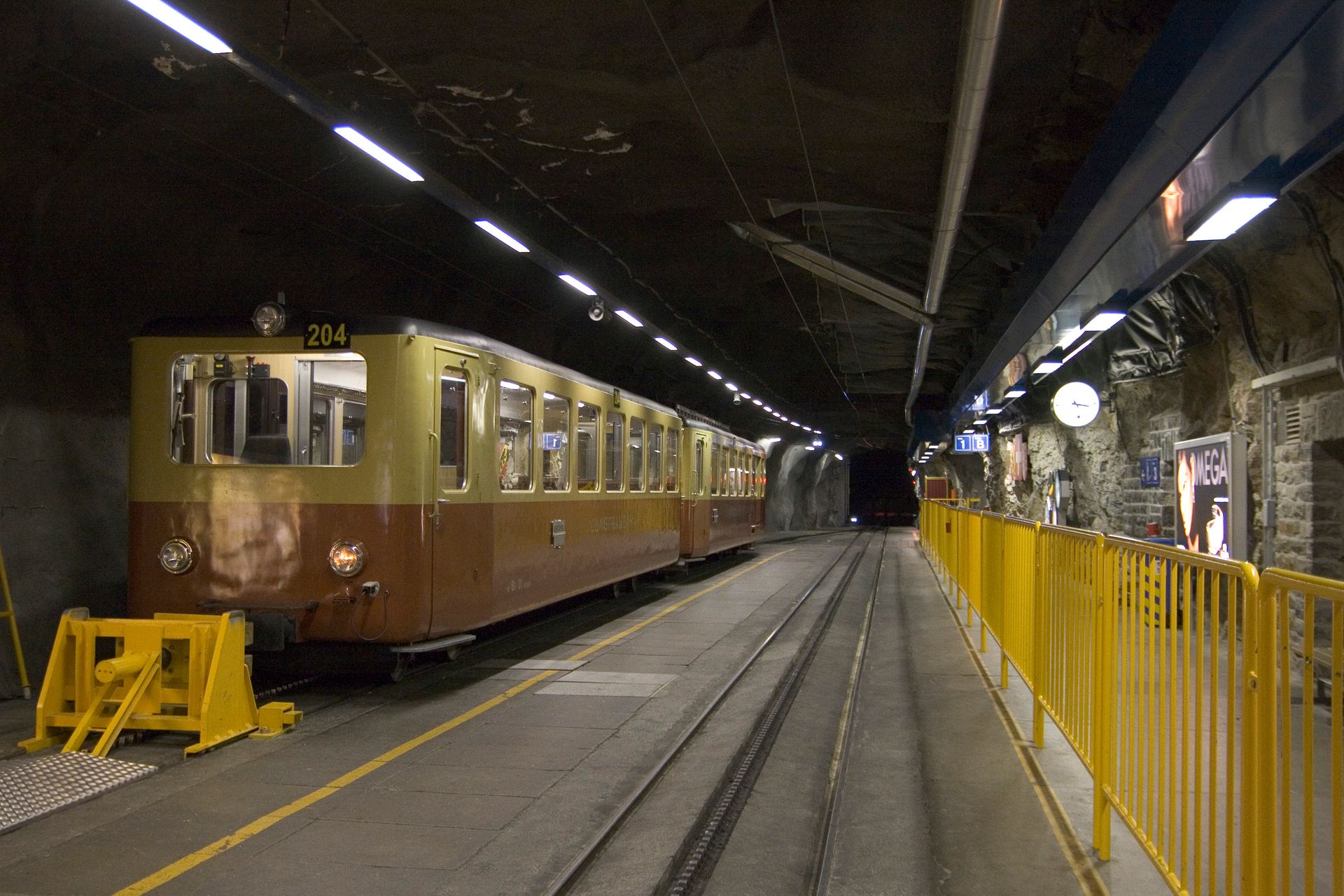 La Ferrovia della Jungfrau sulle Alpi svizzere è la più alta d'Europa