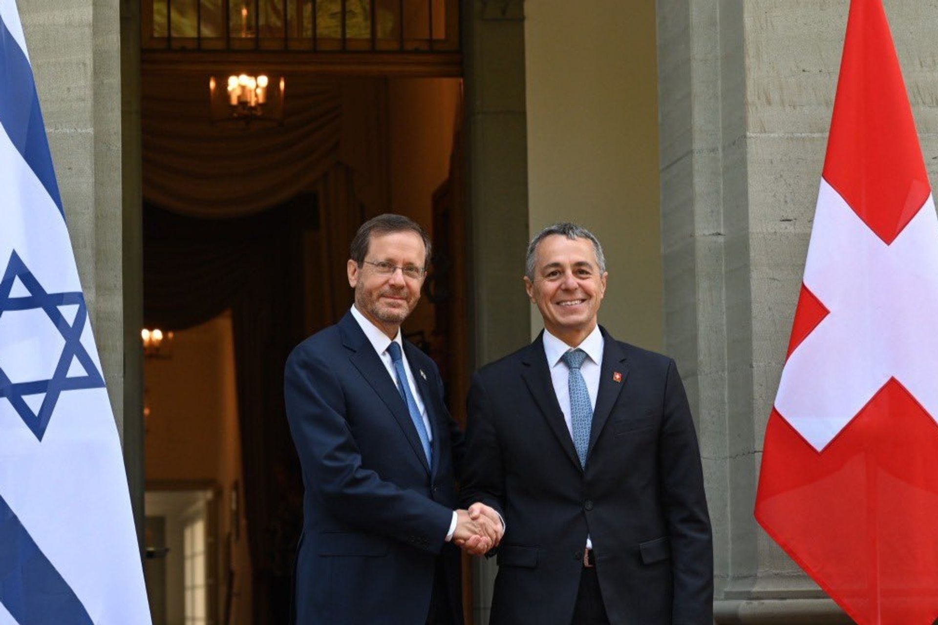 L’incontro ufficiale fra Isaac Herzog, Presidente dello Stato di Israele, e Ignazio Cassis, Presidente della Confederazione Elvetica, il 29 agosto 2022 alla Residenza del Lohn