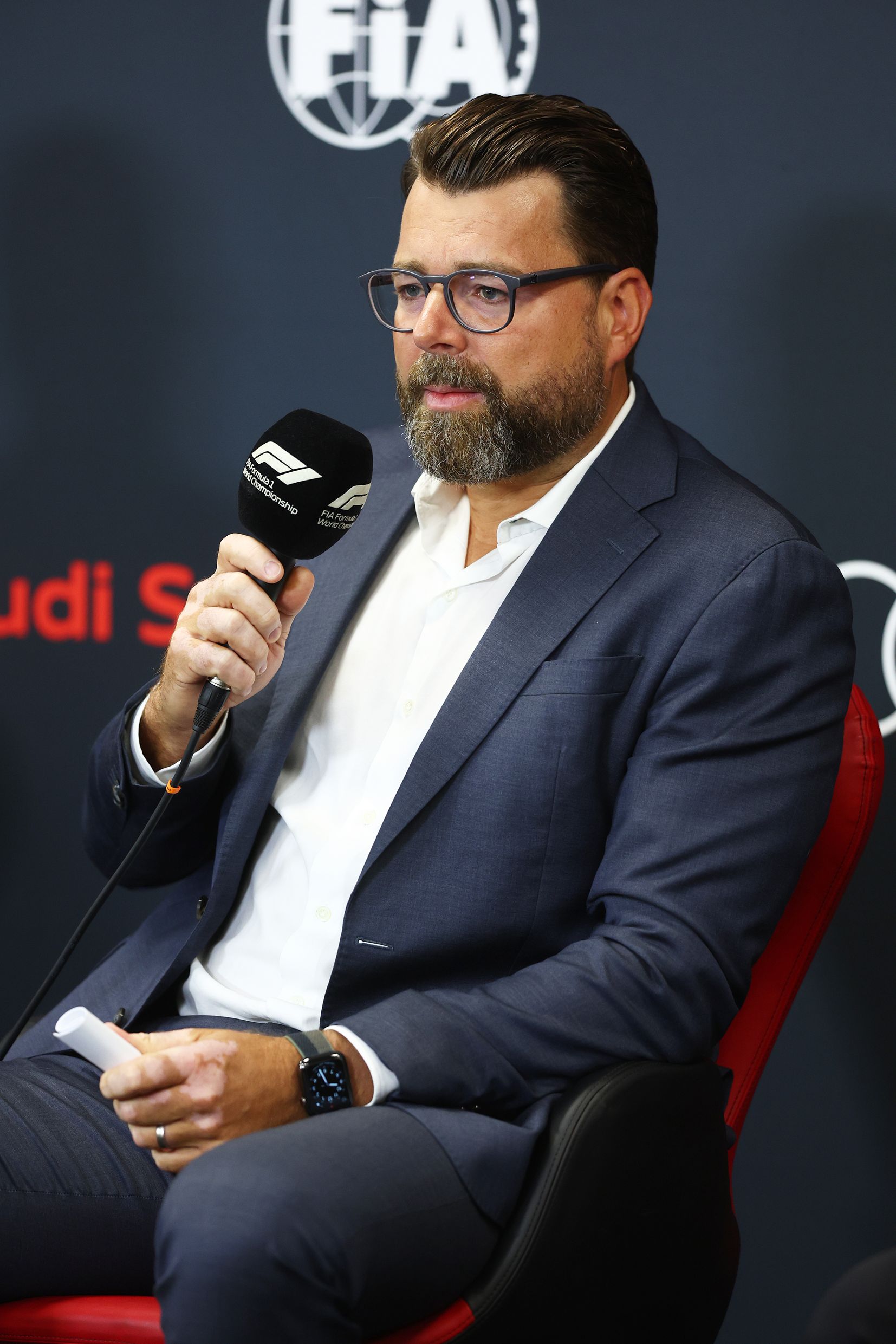 Oliver Hoffmann è Membro del Consiglio di Amministrazione per lo Sviluppo Tecnico di AUDI AG