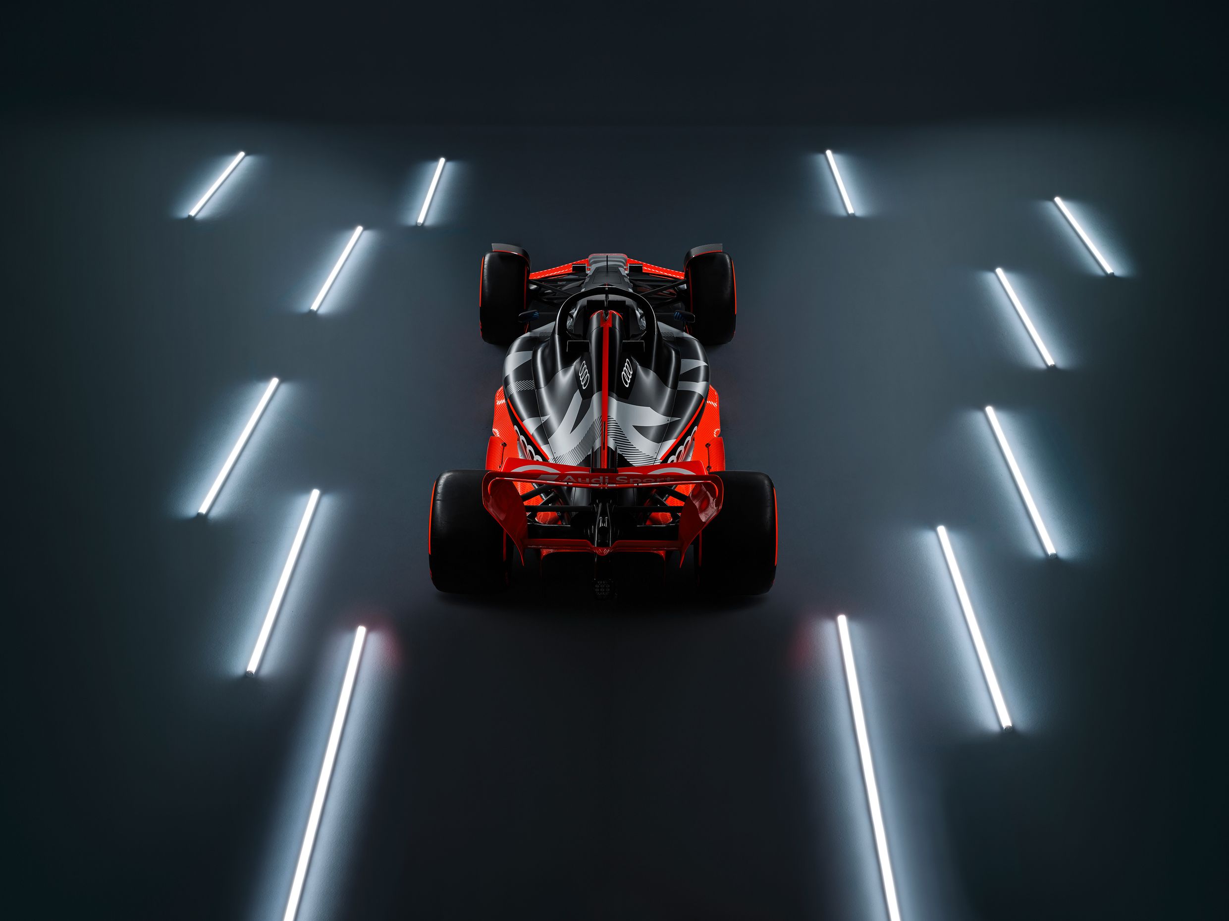 Una monoposto di Formula 1 adattata alla livrea Audi Sport
