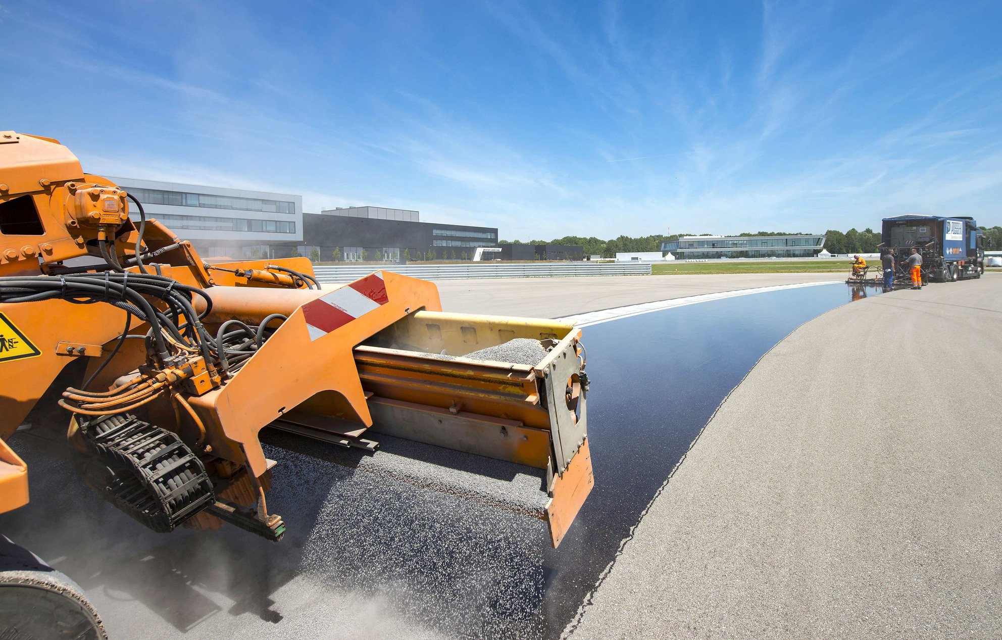 Il Competence Center Motorsport dell'Audi a Neuburg an der Donau in Germania