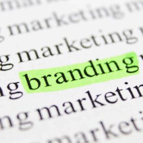 Onestà, la chiave per il brand: la lotta alle fake news
