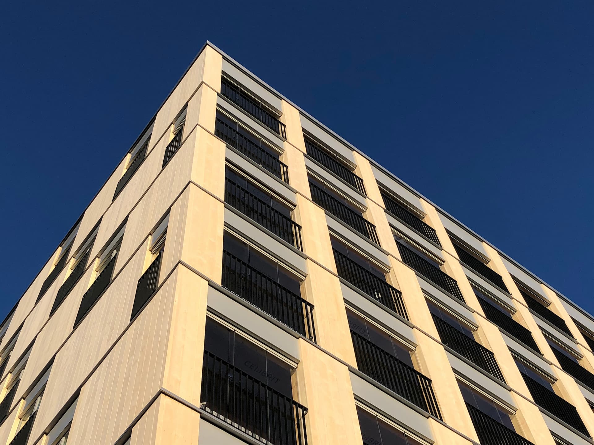 Un particolare degli edifici residenziali di Wood City a Helsinki. La progettazione delle strutture è stata altamente tencologica ed è avvenuta tramite il software Solibri - Foto Tiina Nykänen / Stora Enso