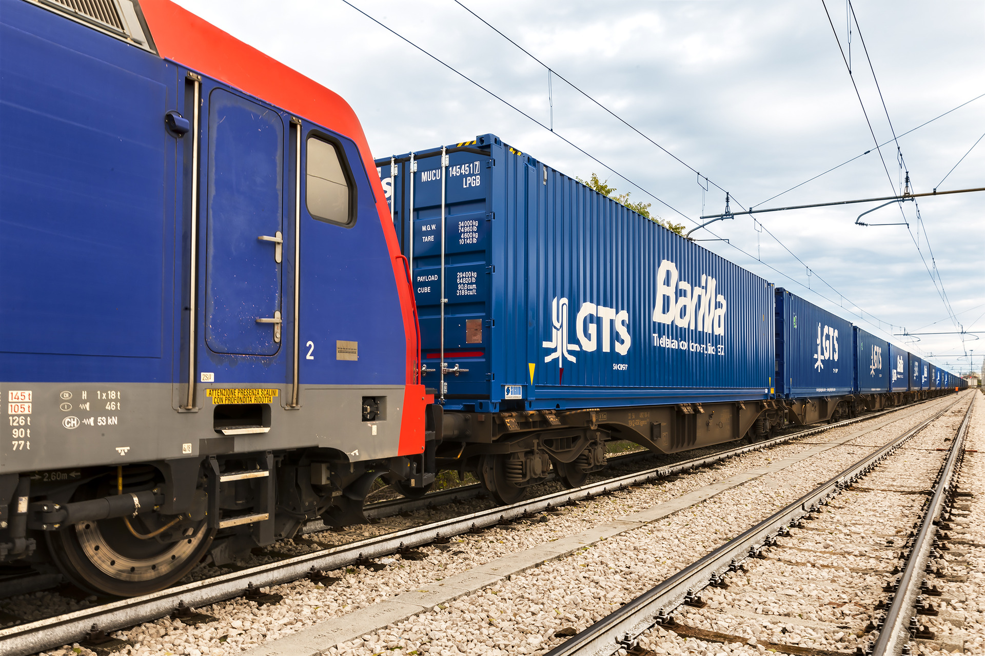 Il treno Barilla per il trasporto di pasta, pesti e sughi fra Parma e Ulm