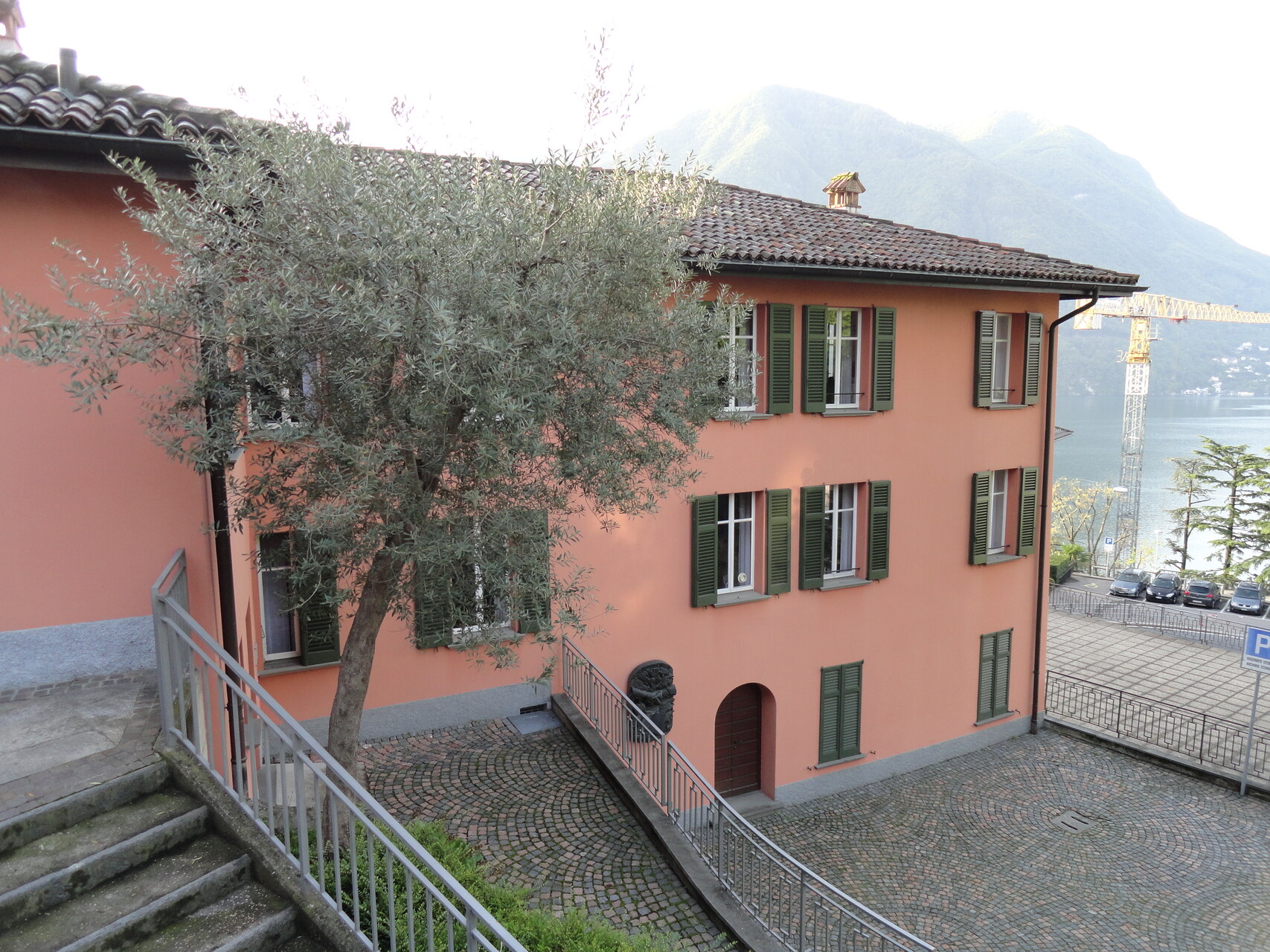 Scienze umane e naturali: Casa Carla Cattaneo a Castagnola, nel territorio del Comune di Lugano, in Canton Ticino: essa ospiterà la Fondazione IBSA per la Ricerca Scientifica, che si dà nuovi ambiziosi obiettivi