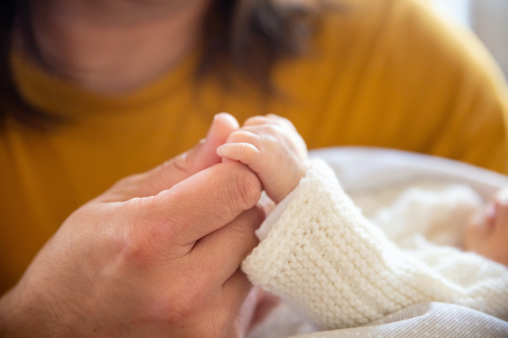 I bambini sui social: è importante per lo sviluppo del fanciullo vivere momenti lontani dai social con i propri caregivers