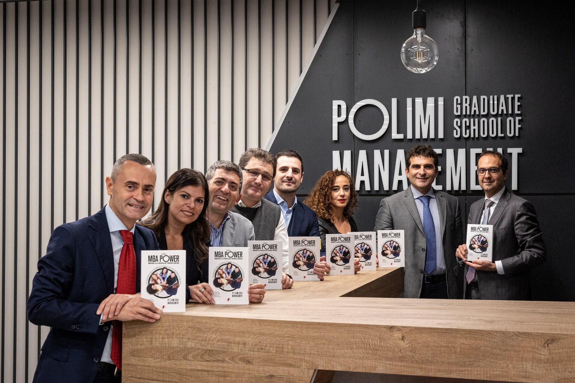 MBA Power: il giornalista professionista Filippo Poletti è l’autore del libro “MBA Power: innovare alla ricerca del proprio purpose”: narra le storie di 101 manager, di età compresa tra i trenta e i sessant’anni, che si sono rimessi a studiare e imparare durante la pandemia