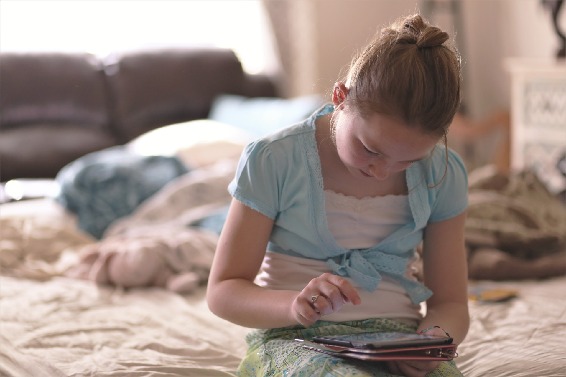 I bambini sui social: sempre più bimbi utilizzano i social network per svagarsi e affacciarsi al mondo