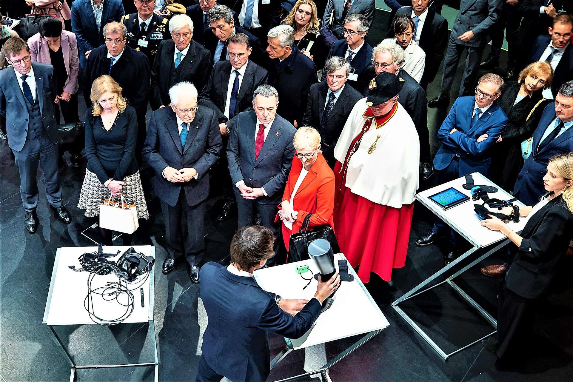 Sergio Mattarella ha incontrato i docenti e i ricercatori italiani in occasione della sua visita di tre giorni in Svizzera il 28, 29 e 30 novembre 2022 (Foto: quirinale.it)