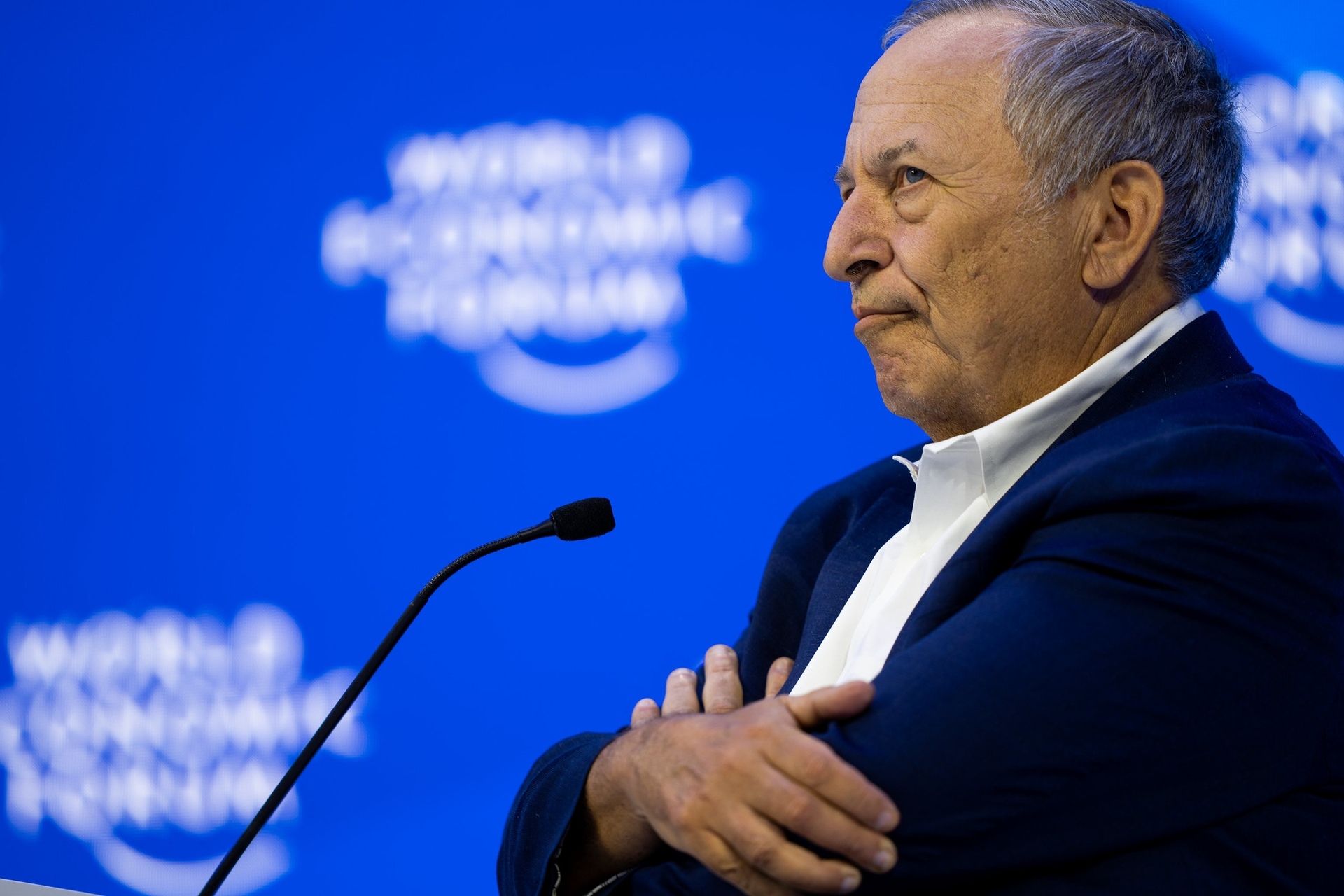WEF: Lawrence H. Summers, Professore della Charles W. Eliot University e dell’Harvard Kennedy School Government, intervenuto nel corso del Global Economic Outlook “Is this the End of an Era?” all’edizione 2023 del World Economic Forum a Davos