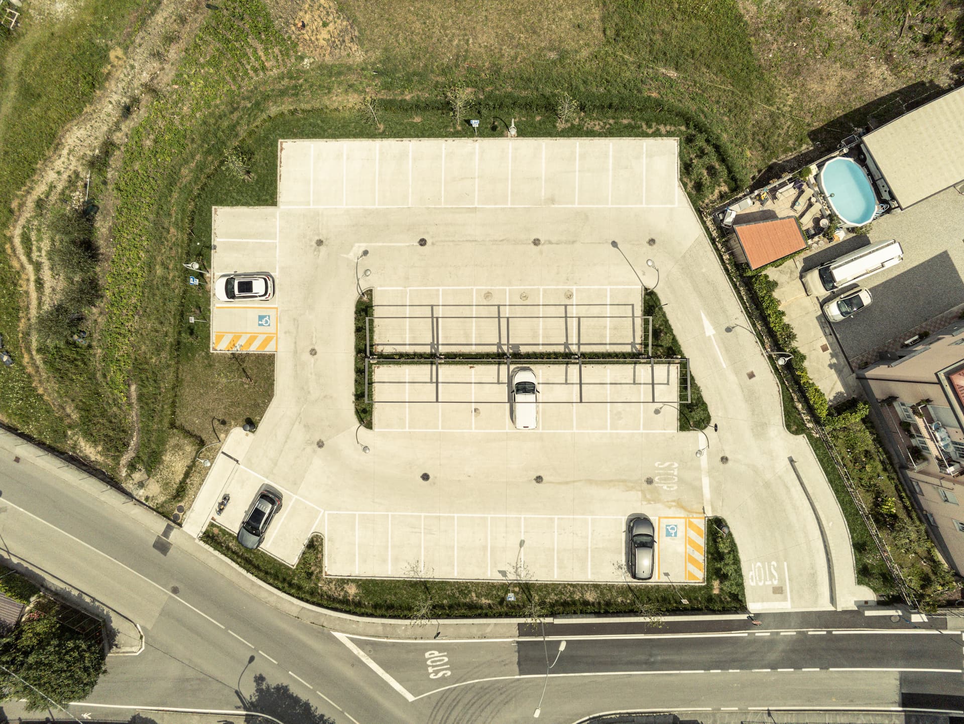 Un parcheggio realizzato da Terra Solida