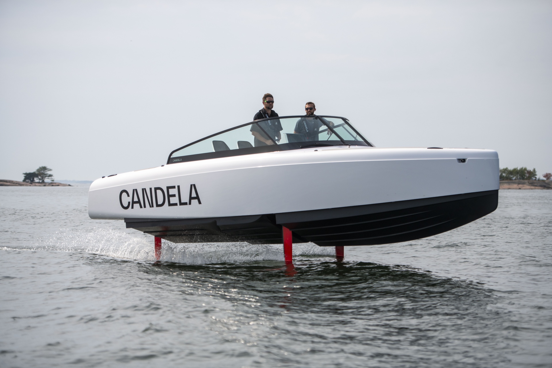 Candela C8: arriva l'aliscafo a motore elettrico "super green"