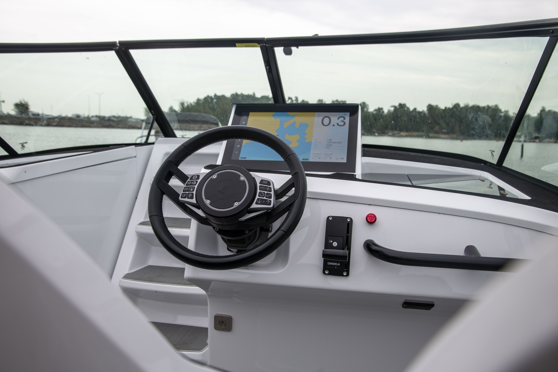 Candela C8: arriva l'aliscafo a motore elettrico "super green"