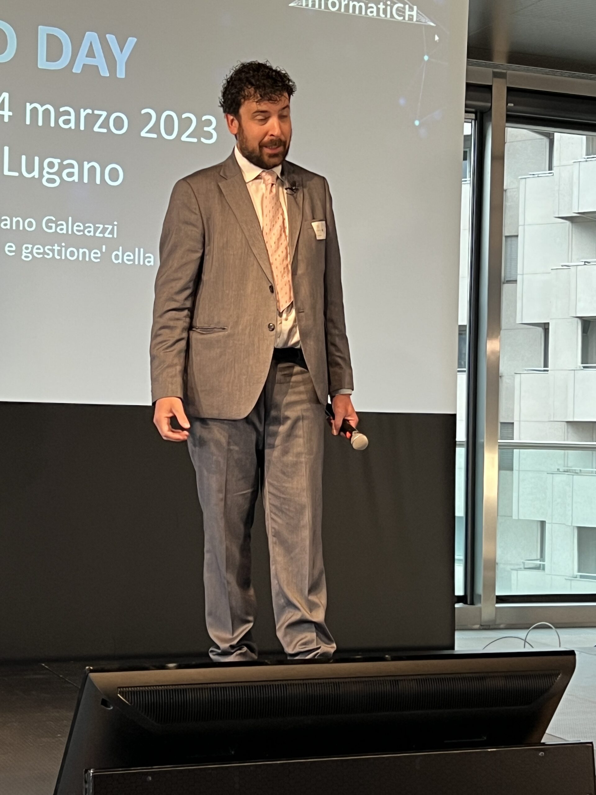 Dati personali: Mattia Munari, ingegnere informatico e socio di Informatich Sagl. è stato uno dei relatori all’edizione 2023 dello “LPD Day” di Lugano il 24 marzo 2023