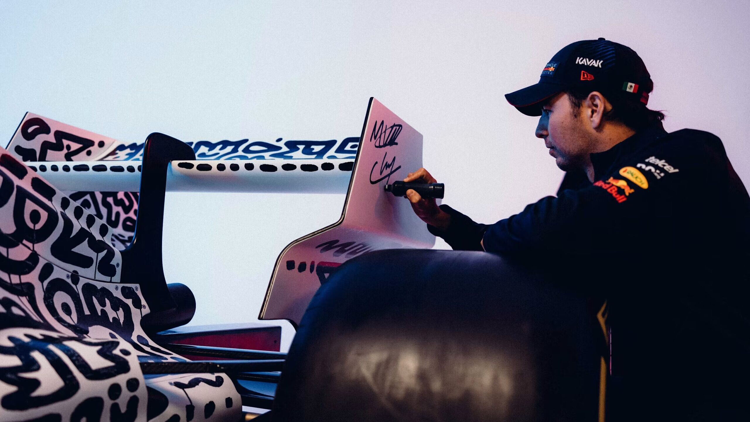 Red Bull: il “Doodle Bull