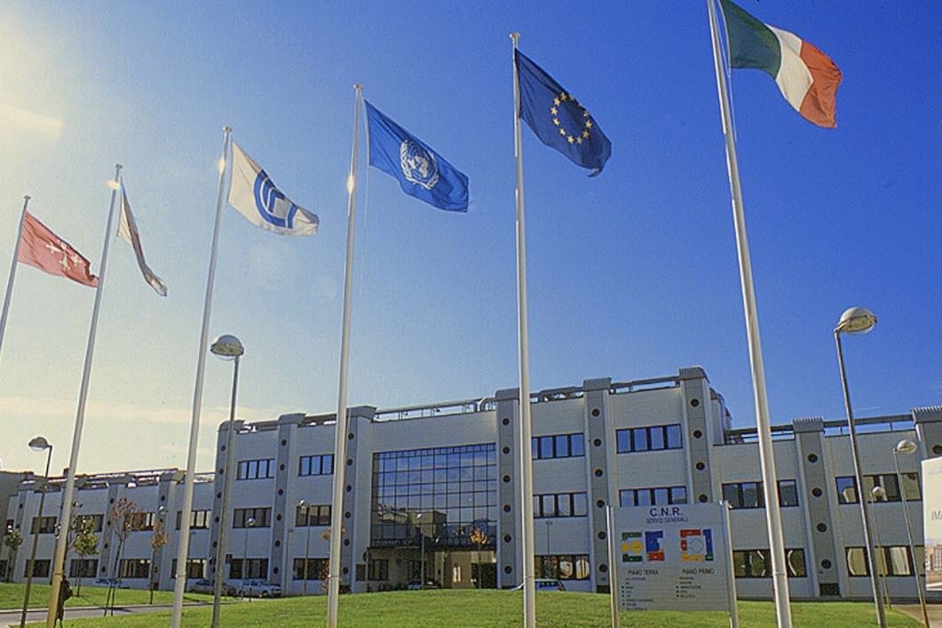 Plasmoni: la sede del Consiglio Nazionale delle RIcerche a Pisa, in Toscana