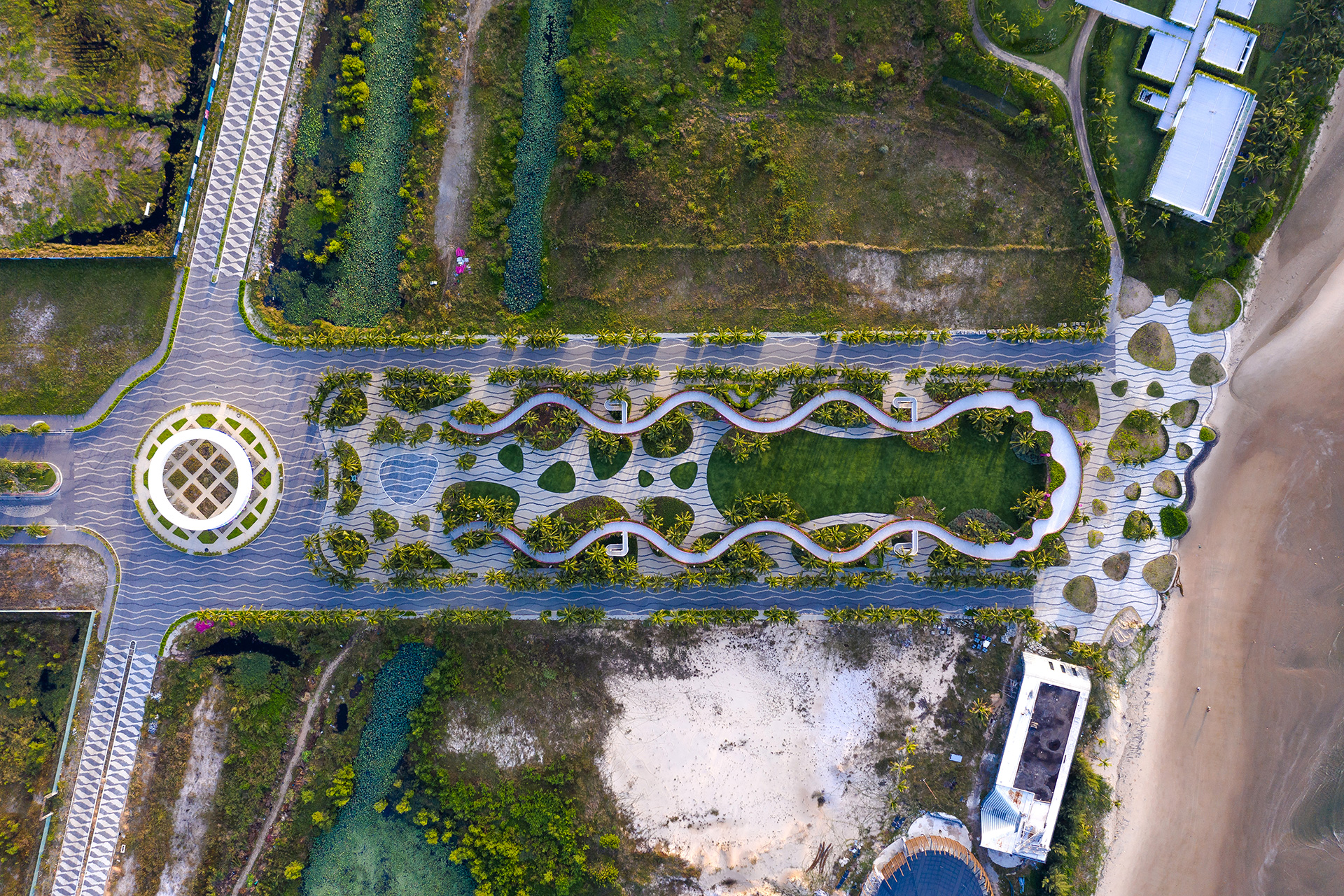 Architettura sostenibile: il Thanh Long Baywalk in Vietnam