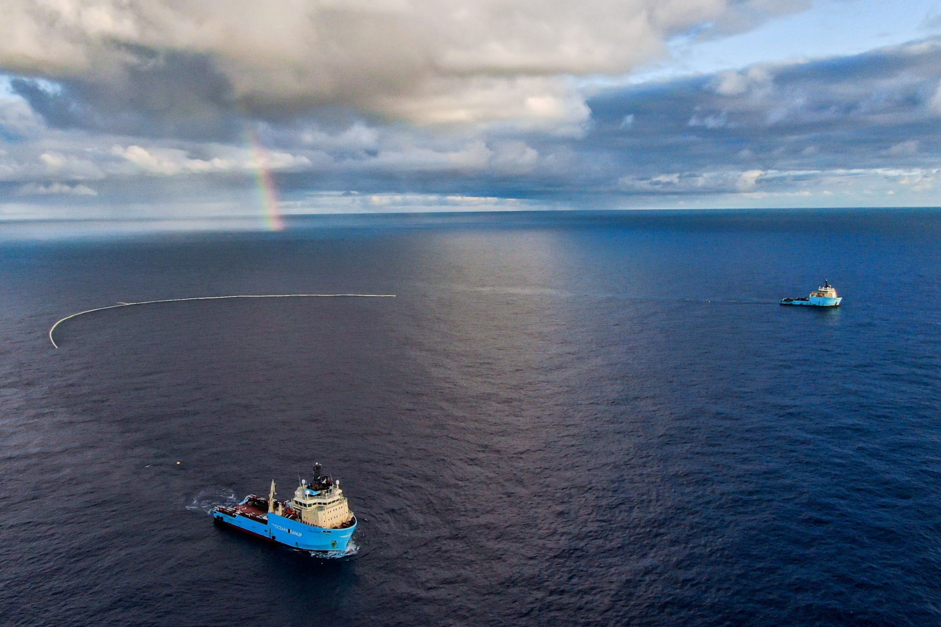 Ocean Cleanup: Ocean Cleanup al lavoro nell'oceano
