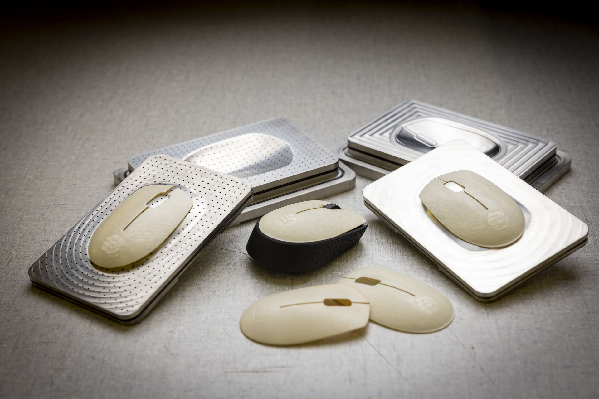 Elettronica "green": elementi di alloggiamento per i mouse dei computer a partire da fibre di cellulosa