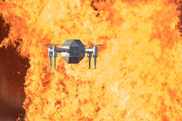 Un nuovo drone anticendio anglosvizzero in aiuto ai vigili del fuoco