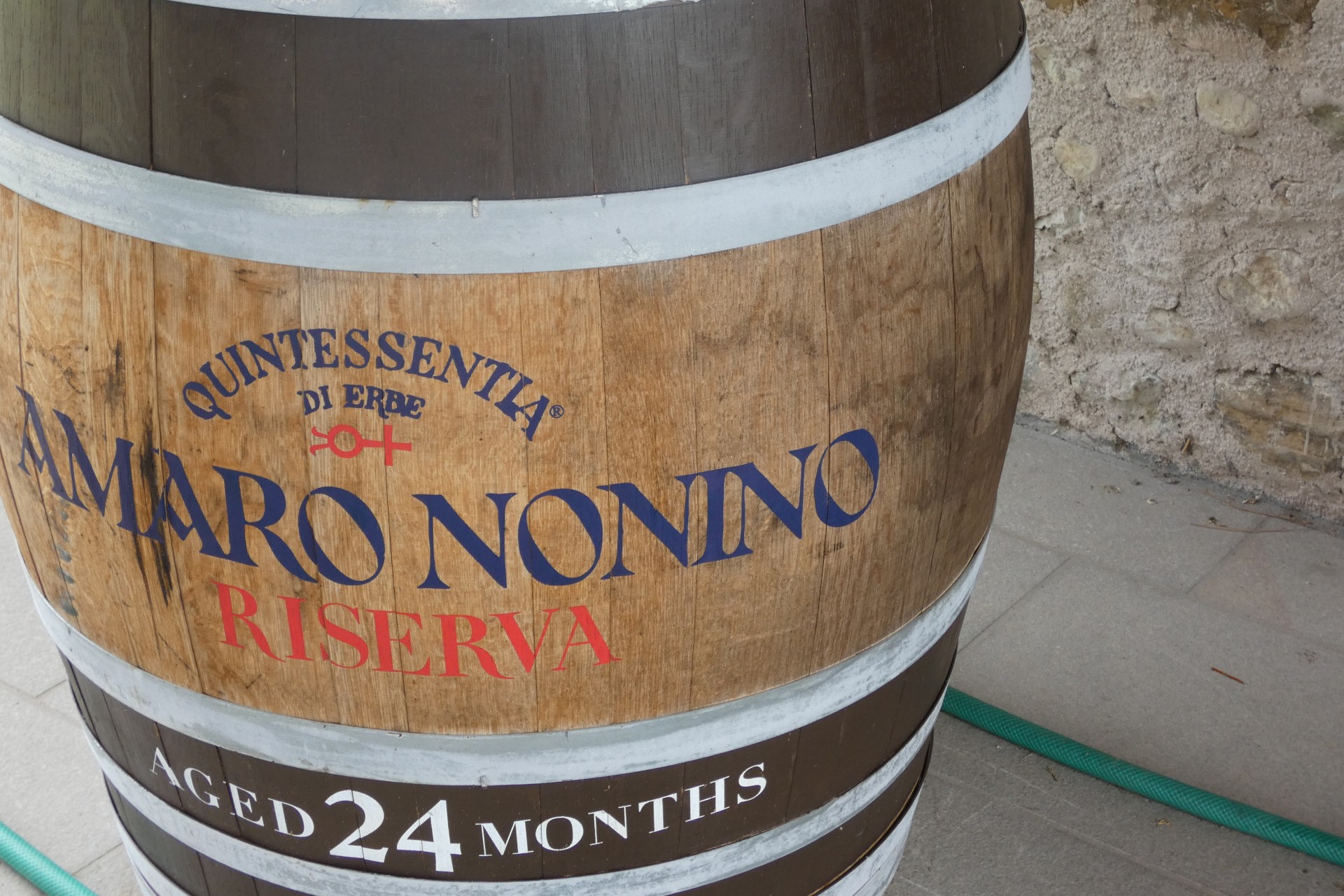 Borgo Nonino: botte di invecchiamento dell'Amaro