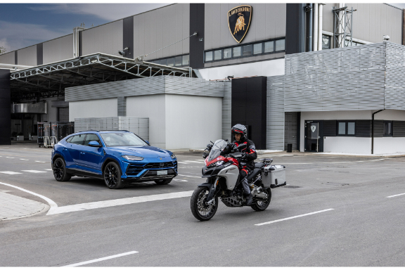 Innovativo sistema di "dialogo" moto-auto da Lamborghini e Ducati